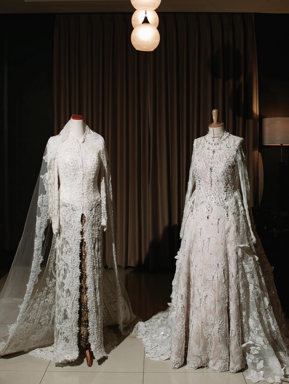 Kebaya dan gaun atelier rancangan Cucu Nuraeni